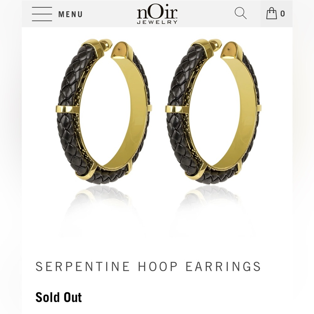 nOir Jewelry Gold and Black Textured Hoop Earrings